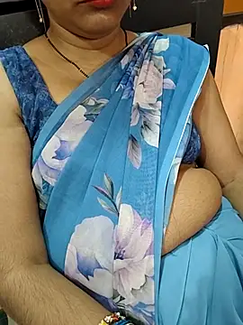 Snapshot of Diya_143 chatting on June 2026 07:22:01 AM Diya 143 online show from June 2026 07:22:01 AM