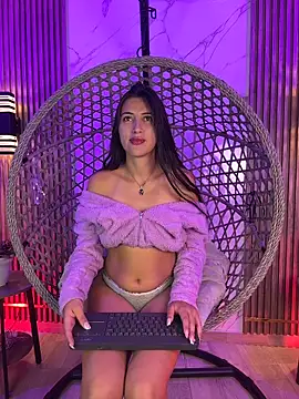 brenda moris01 online show from March 2026 10:35:01 PM