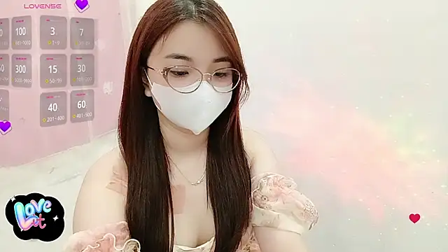 littlecn online show from October 2025 12:30:01 AM