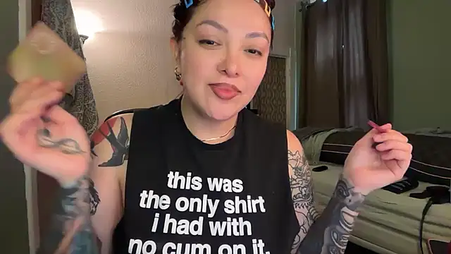 nativepumpkin95 online show from April 2026 09:48:01 PM