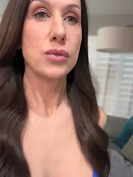 Fiona Kent  online show from March 2025 09:24:02 PM