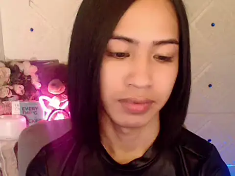 Snapshot of Lemonadexxx chatting on March 2025 08:35:02 PM Lemonadexxx online show from March 2025 08:35:02 PM