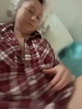 Vivian MayXxX online show from November 2025 06:02:01 PM