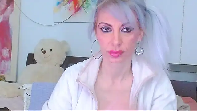 HoneyLara online show from March 2026 09:54:02 PM