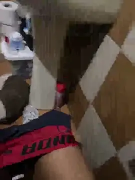 Snapshot of stuard-19 chatting on October 2025 08:28:01 PM stuard-19 online show from October 2025 08:28:01 PM