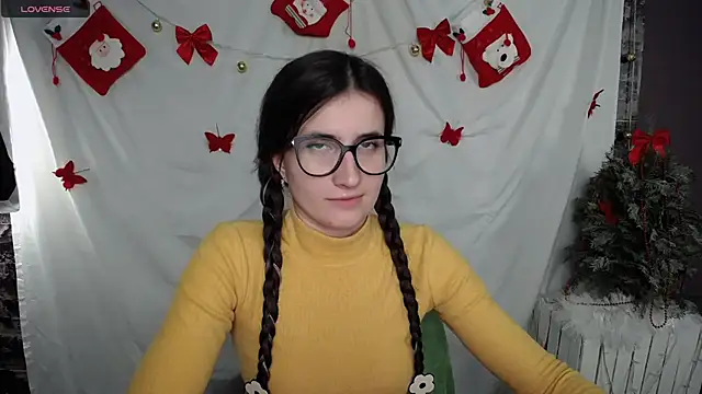 MaryEm976 online show from December 2024 12:00:02 PM