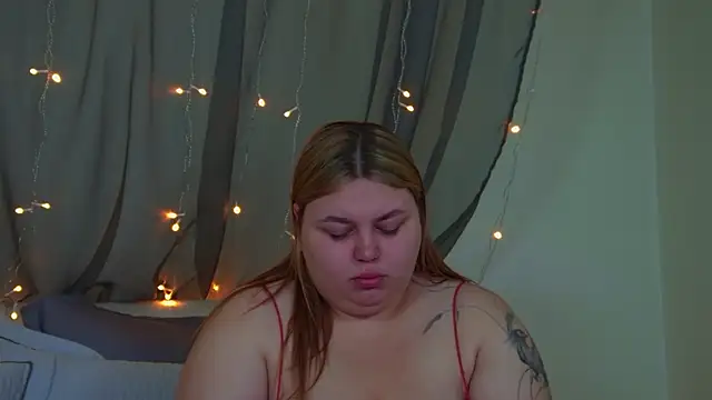 LillianKim online show from November 2025 07:00:02 AM