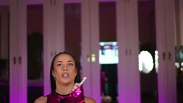 Snapshot of Katyerave chatting on January 2025 05:07:02 PM Katyerave online show from January 2025 05:07:02 PM