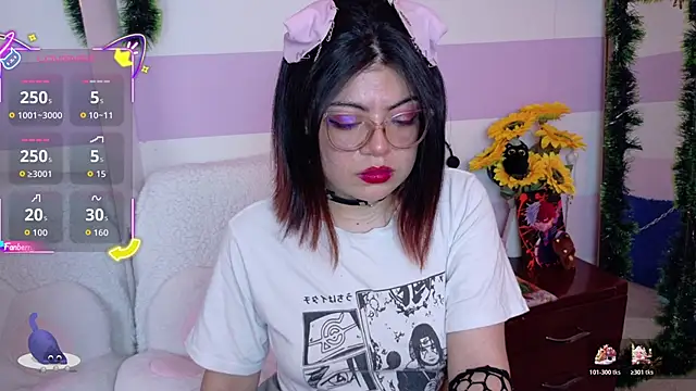 Catwhite  online show from January 2026 04:09:01 PM