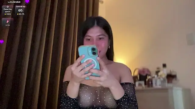 Snapshot of Anna_Leah chatting on January 2026 01:35:02 PM Anna Leah online show from January 2026 01:35:02 PM