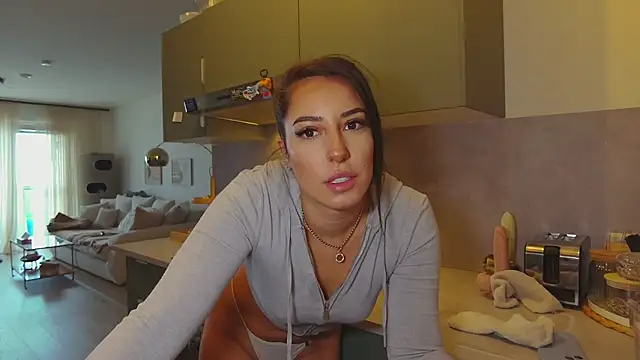 SissiVienna online show from October 2025 12:28:01 PM