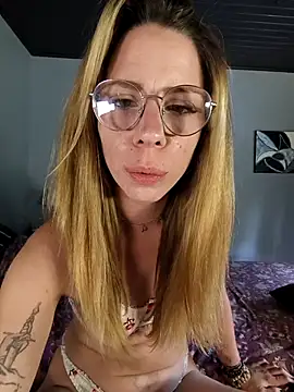 OnnaaH online show from September 2025 11:09:01 AM