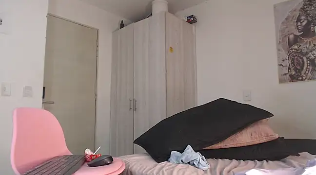 Corina Ts online show from February 2025 01:33:01 AM