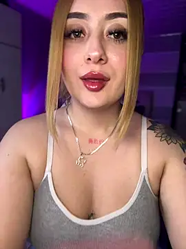 Snapshot of Sam_Thompsoon_ chatting on November 2025 02:22:01 AM Sam Thompsoon online show from November 2025 02:22:01 AM