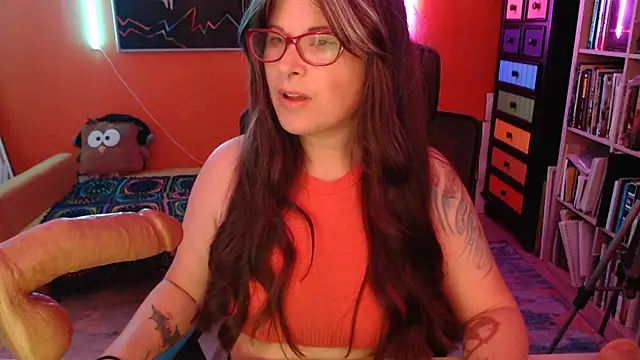 TheLenaAdams online show from December 2025 02:11:01 PM