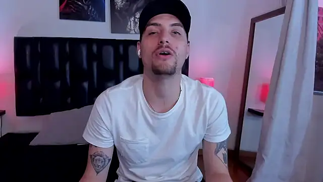 Pleasure Vibes23 online show from February 2025 09:04:01 PM