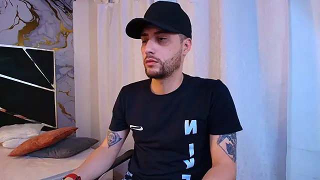 Pleasure Vibes23 online show from October 2025 09:48:02 PM