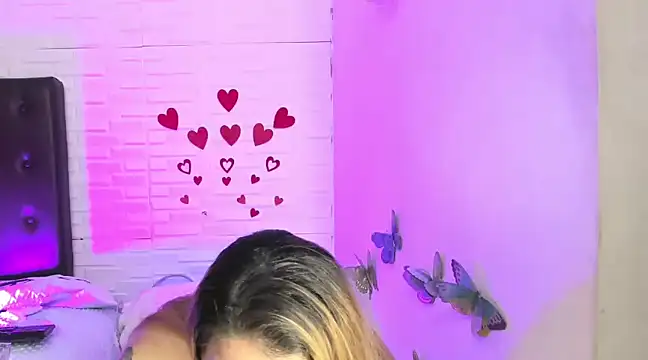 AndreaLombana online show from March 2025 09:32:02 PM