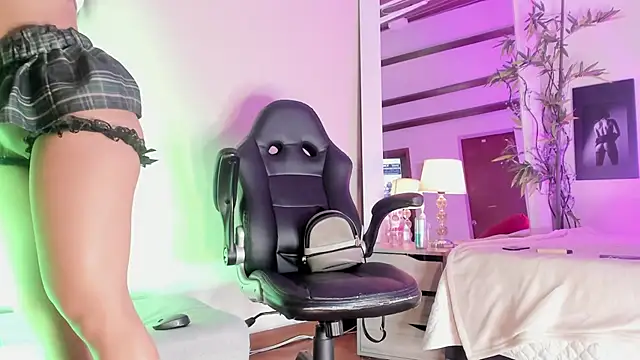 Alicee Levine online show from March 2026 10:47:02 PM