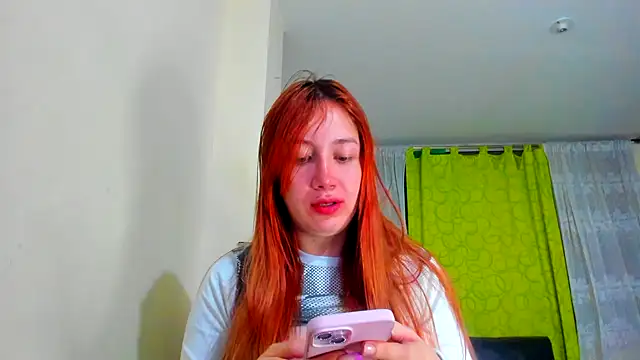 Snapshot of horny__molly_ chatting on February 2025 03:45:01 AM horny  molly  online show from February 2025 03:45:01 AM