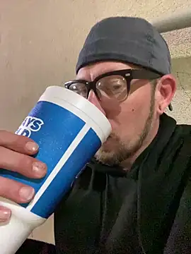 Snapshot of Tomas_Zaddy chatting on December 2024 10:55:02 AM Tomas Zaddy online show from December 2024 10:55:02 AM