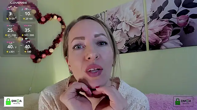 Snapshot of Queenymel chatting on January 2025 05:13:01 PM Queenymel online show from January 2025 05:13:01 PM