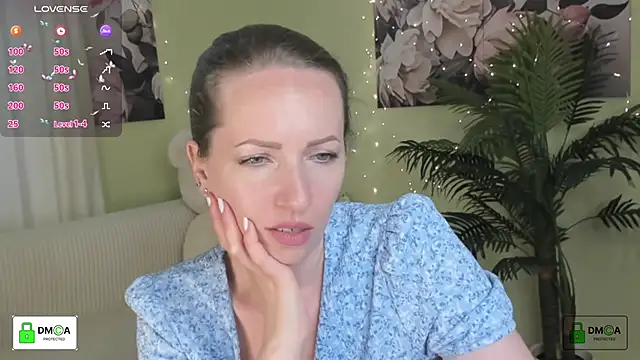 Queenymel online show from June 2026 03:07:02 PM