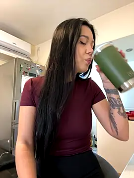 denise k online show from October 2025 11:43:01 AM