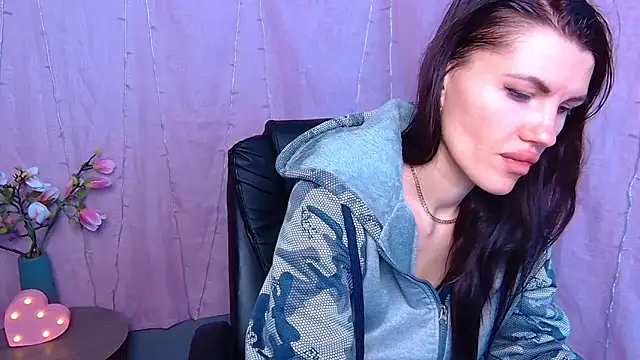 MilaLoona online show from February 2026 07:29:02 AM