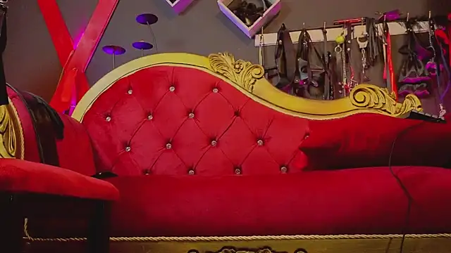 Snapshot of PerlaDivaio chatting on October 2025 02:35:01 PM PerlaDivaio online show from October 2025 02:35:01 PM