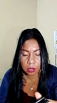 Snapshot of rosmery-navarro chatting on March 2025 04:04:01 AM rosmery-navarro online show from March 2025 04:04:01 AM