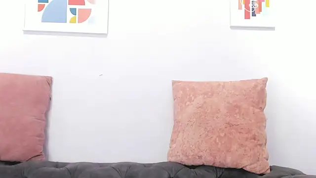 miss soffi  online show from January 2025 12:09:01 PM