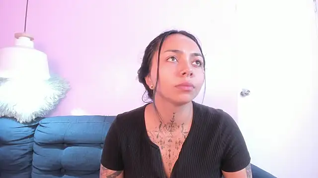 miss soffi  online show from July 2026 12:25:01 PM