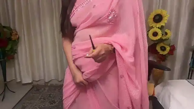 Snapshot of mahimagicdoll_DESI chatting on February 2025 10:00:02 AM mahimagicdoll DESI online show from February 2025 10:00:02 AM