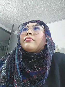 Hana    online show from April 2026 09:39:33 PM