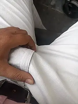 Snapshot of witchhunter1 chatting on November 2025 01:27:01 AM witchhunter1 online show from November 2025 01:27:01 AM