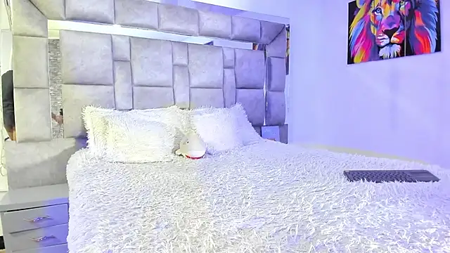 Candy And Andy  online show from September 2025 01:18:02 AM