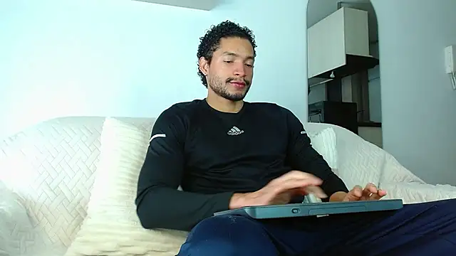 Robyn Miller online show from October 2025 02:16:02 PM