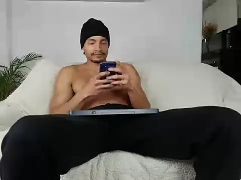 Robyn Miller online show from October 2025 07:56:02 PM