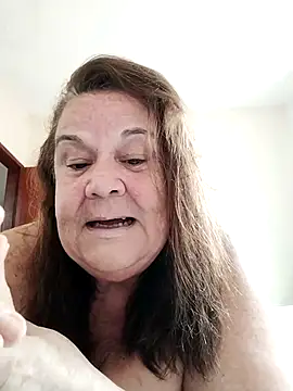 Yaya Mineira online show from February 2025 04:26:01 PM