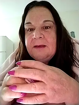 Yaya Mineira online show from October 2025 10:24:02 AM