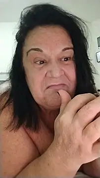 Yaya Mineira online show from June 2026 02:24:02 AM