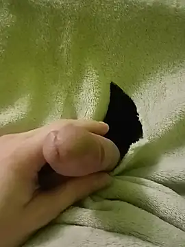 Snapshot of Koudy1 chatting on January 2025 04:32:02 PM Koudy1 online show from January 2025 04:32:02 PM