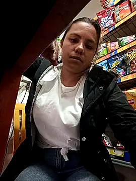 Snapshot of naugtyqueen chatting on February 2025 10:07:02 PM naugtyqueen online show from February 2025 10:07:02 PM