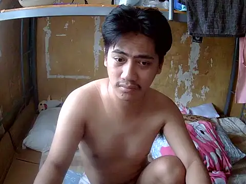 Snapshot of gaysucker6969 chatting on November 2025 06:56:02 AM gaysucker6969 online show from November 2025 06:56:02 AM