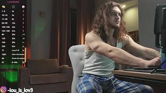 Louis Karlos online show from October 2025 03:05:02 AM