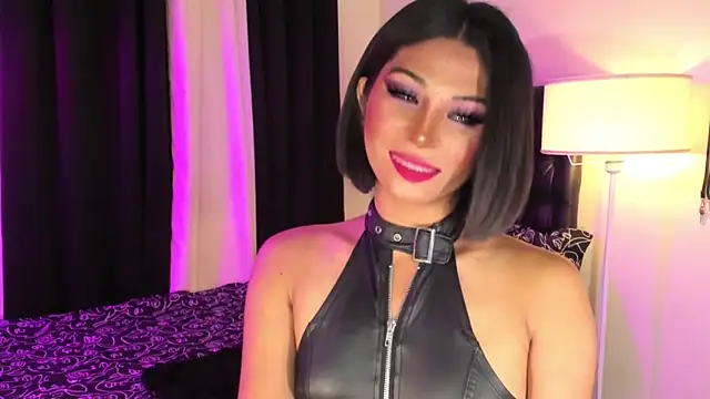 Snapshot of MaxxineMorenaTs chatting on February 2025 02:37:01 PM MaxxineMorenaTs online show from February 2025 02:37:01 PM