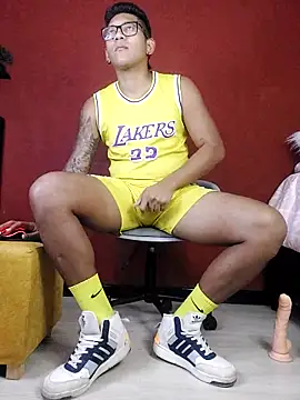 TomLover 12 online show from February 2025 09:36:02 PM