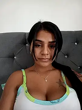 AnnRosse18 online show from February 2025 03:53:02 PM