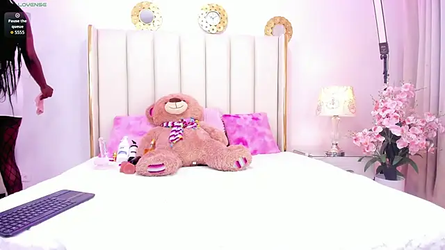 GianinaLewis online show from January 2026 08:58:02 PM